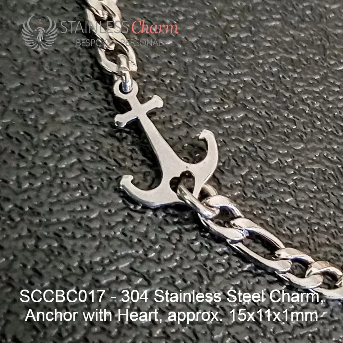STAINLESS STEEL CHARM BRACELET