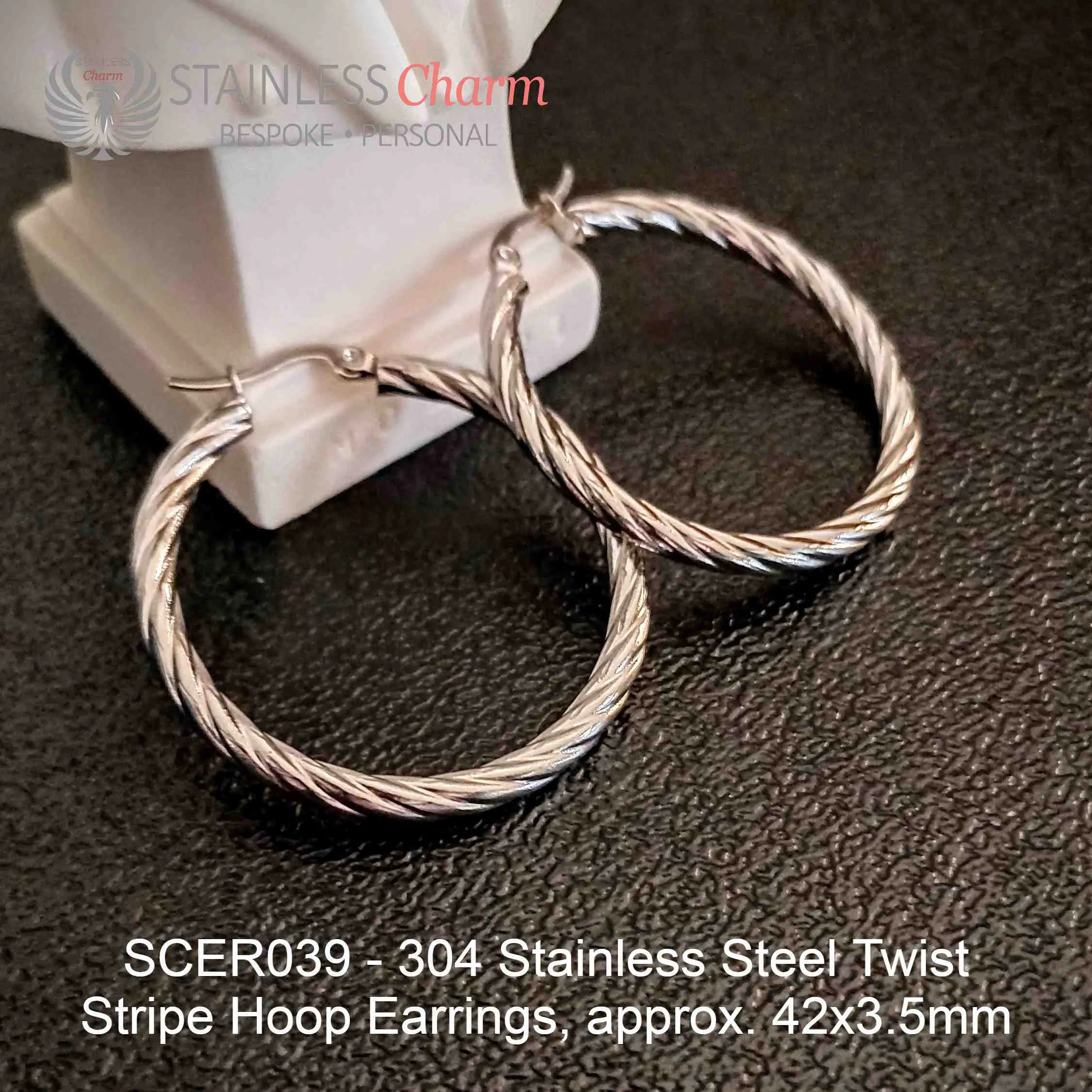 Twist Stripe Hoop Earrings - SCER039 - Image 2